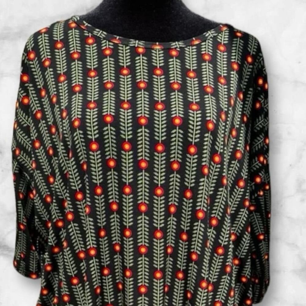 LULAROE women's size S top, black with floral print